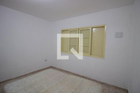 Casa à venda com 180m², 3 quartos e 2 vagas Casa à venda com 180m², 3 quartos e 2 vagasSuite