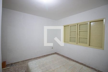 Casa à venda com 180m², 3 quartos e 2 vagas Casa à venda com 180m², 3 quartos e 2 vagasSuite