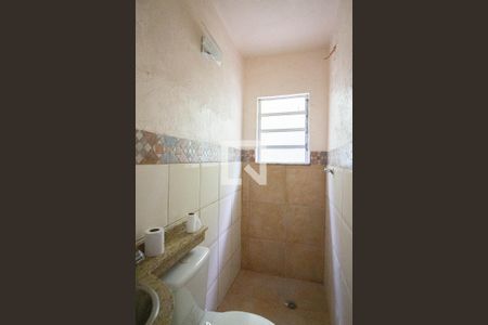 Casa à venda com 180m², 3 quartos e 2 vagas Casa à venda com 180m², 3 quartos e 2 vagasBanheiro da Suíte