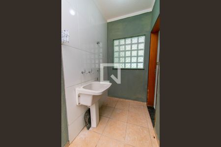 Casa à venda com 110m², 3 quartos e 2 vagasÁrea de Serviço