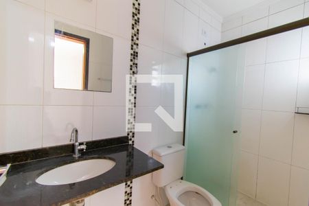 Casa à venda com 110m², 3 quartos e 2 vagasBanheiro da Suíte