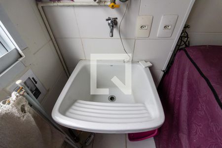 Detalhe da área de serviço de apartamento para alugar com 2 quartos, 48m² em Ocian, Praia Grande