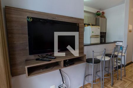 Detalhe da sala de apartamento para alugar com 2 quartos, 48m² em Ocian, Praia Grande