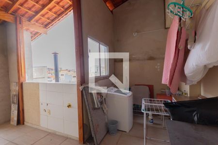 Apartamento à venda com 100m², 2 quartos e 1 vagaÁrea de Serviço