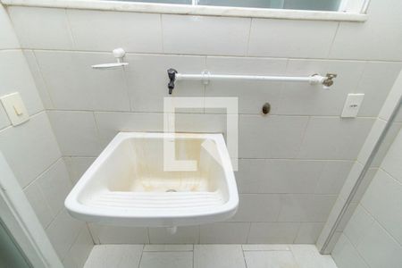 Apartamento para alugar com 70m², 2 quartos e 1 vagaÁrea de Serviço