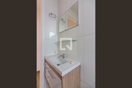 Apartamento para alugar com 45m², 2 quartos e sem vagaBanheiro