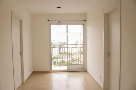 Sala de apartamento para alugar com 2 quartos, 40m² em Vila Inglesa, São Paulo