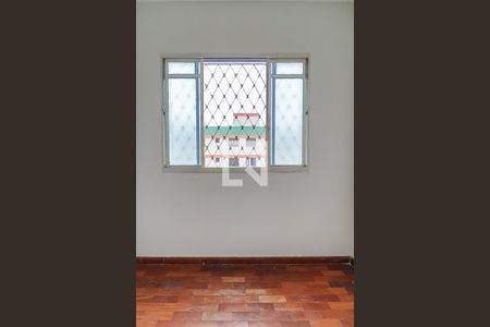 Quarto 2 de apartamento para alugar com 2 quartos, 45m² em Santa Cruz, Belo Horizonte
