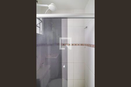 Banheiro de apartamento para alugar com 2 quartos, 45m² em Santa Cruz, Belo Horizonte
