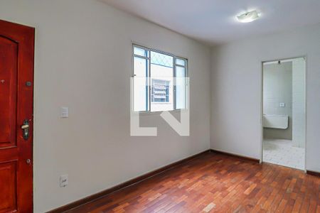 Sala de apartamento para alugar com 2 quartos, 45m² em Santa Cruz, Belo Horizonte