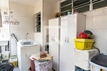 Apartamento à venda com 160m², 3 quartos e sem vagaÁrea de Serviço