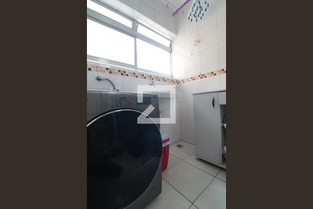 Apartamento à venda com 74m², 2 quartos e 1 vagaÁrea de Serviço