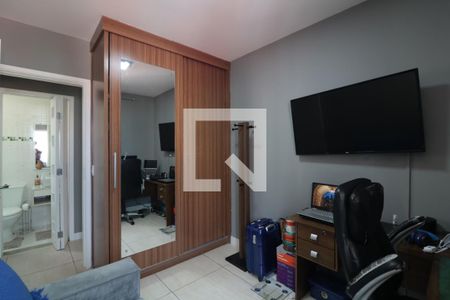 Apartamento à venda com 74m², 2 quartos e 1 vagaQuarto 2