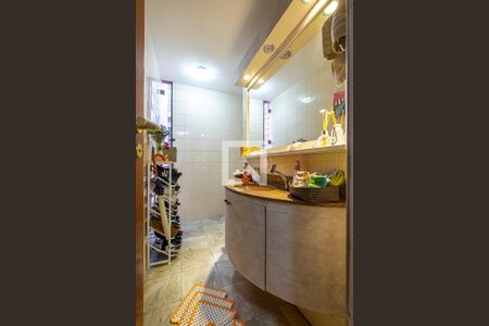 Apartamento à venda com 185m², 4 quartos e 3 vagasLavabo