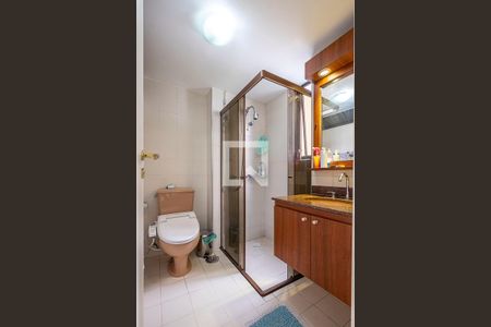 Apartamento à venda com 185m², 4 quartos e 3 vagasSuíte 2 - Banheiro