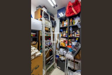 Apartamento à venda com 185m², 4 quartos e 3 vagasÁrea de Serviço - QUarto