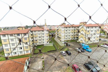 Vista Quarto  de apartamento para alugar com 2 quartos, 53m² em Morro Branco, Itaquaquecetuba