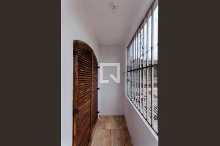 Sacada Quarto de casa para alugar com 1 quarto, 45m² em Jardim Arize, São Paulo