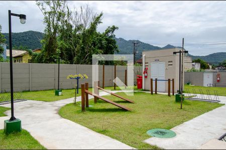 Área comum playground de apartamento para alugar com 2 quartos, 43m² em Vargem Pequena, Rio de Janeiro