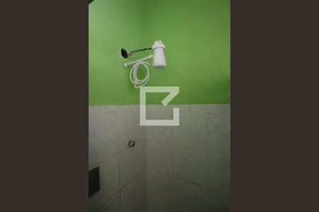 Banheiro de apartamento para alugar com 1 quarto, 50m² em Brasilândia, São Gonçalo