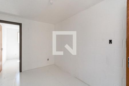 Sala de apartamento à venda com 2 quartos, 40m² em Rubem Berta, Porto Alegre
