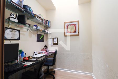 Casa para alugar com 130m², 3 quartos e 3 vagas Casa para alugar com 130m², 3 quartos e 3 vagasEscritório