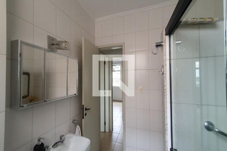 Apartamento à venda com 73m², 2 quartos e 1 vaga Apartamento à venda com 73m², 2 quartos e 1 vagaBanheiro Social