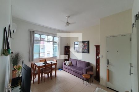 Apartamento à venda com 73m², 2 quartos e 1 vaga Apartamento à venda com 73m², 2 quartos e 1 vagaSala