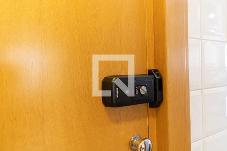 Apartamento à venda com 48m², 2 quartos e 1 vaga Apartamento à venda com 48m², 2 quartos e 1 vagaFechadura Eletrônica