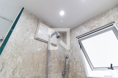 Apartamento à venda com 48m², 2 quartos e 1 vaga Apartamento à venda com 48m², 2 quartos e 1 vagaBanheiro