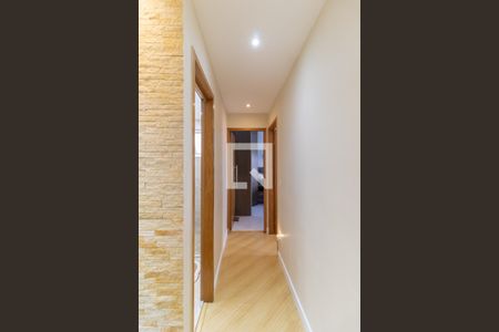 Corredor de apartamento à venda com 2 quartos, 48m² em Vila Santa Teresa (zona Sul), São Paulo