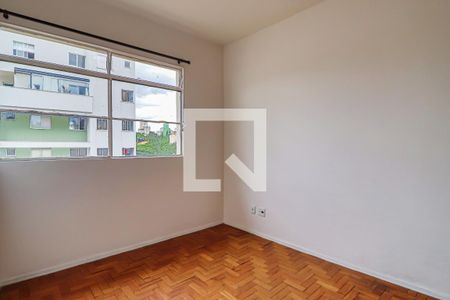 Quarto 1 de apartamento para alugar com 2 quartos, 55m² em Santo Antônio, Belo Horizonte