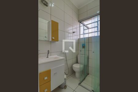 Apartamento para alugar com 55m², 2 quartos e sem vagaBanheiro 