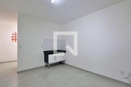 Cozinha de kitnet/studio para alugar com 1 quarto, 36m² em Vila Palmares, Santo André