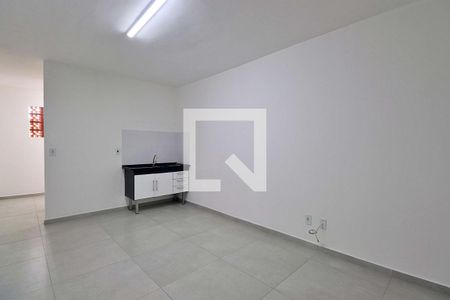 Quarto/Cozinha de kitnet/studio para alugar com 1 quarto, 36m² em Vila Palmares, Santo André