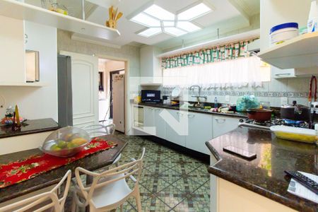 Casa à venda com 150m², 4 quartos e 8 vagasCozinha