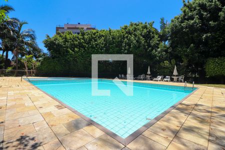 Apartamento para alugar com 95m², 3 quartos e 1 vaga Apartamento para alugar com 95m², 3 quartos e 1 vagaÁrea comum - Piscina