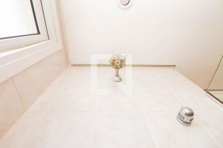 Apartamento para alugar com 95m², 3 quartos e 1 vaga Apartamento para alugar com 95m², 3 quartos e 1 vagaBanheiro da Suíte