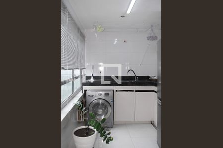 Apartamento à venda com 62m², 2 quartos e 1 vagaÁrea de Serviço