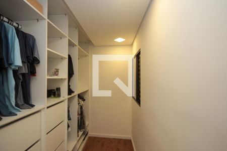 Casa de condomínio à venda com 95m², 3 quartos e 2 vagasCloset