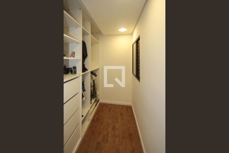 Casa de condomínio à venda com 95m², 3 quartos e 2 vagasCloset