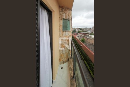 Casa de condomínio à venda com 95m², 3 quartos e 2 vagasVaranda
