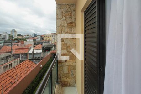 Casa de condomínio à venda com 95m², 3 quartos e 2 vagasVaranda