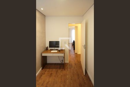 Casa de condomínio à venda com 95m², 3 quartos e 2 vagasQuarto 02