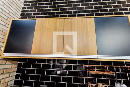 Casa à venda com 100m², 3 quartos e 2 vagasArmário