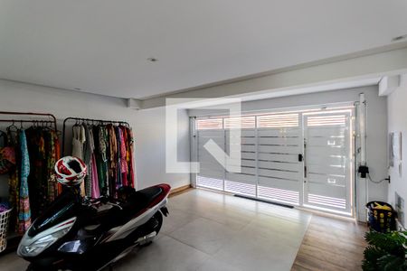 Casa à venda com 100m², 3 quartos e 2 vagasGaragem