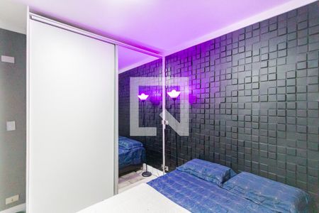 Quarto  de casa à venda com 3 quartos, 100m² em Vila Aquilino, Santo André