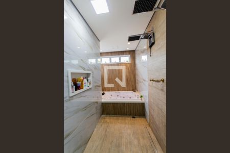 Casa à venda com 100m², 3 quartos e 2 vagasBanheiro da Suíte