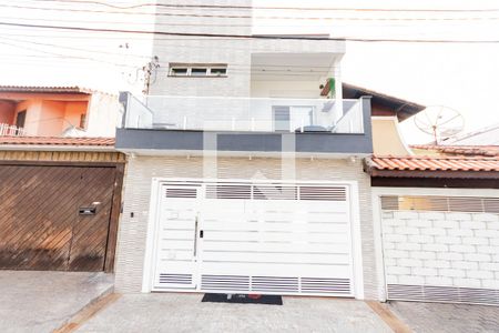 Casa à venda com 100m², 3 quartos e 2 vagasFachada