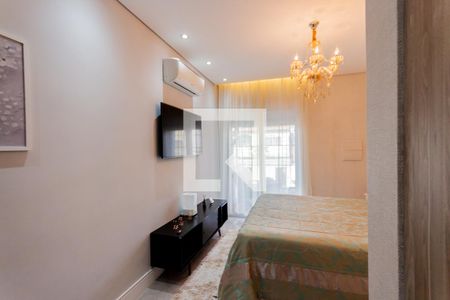 Suíte  de casa à venda com 3 quartos, 100m² em Vila Aquilino, Santo André